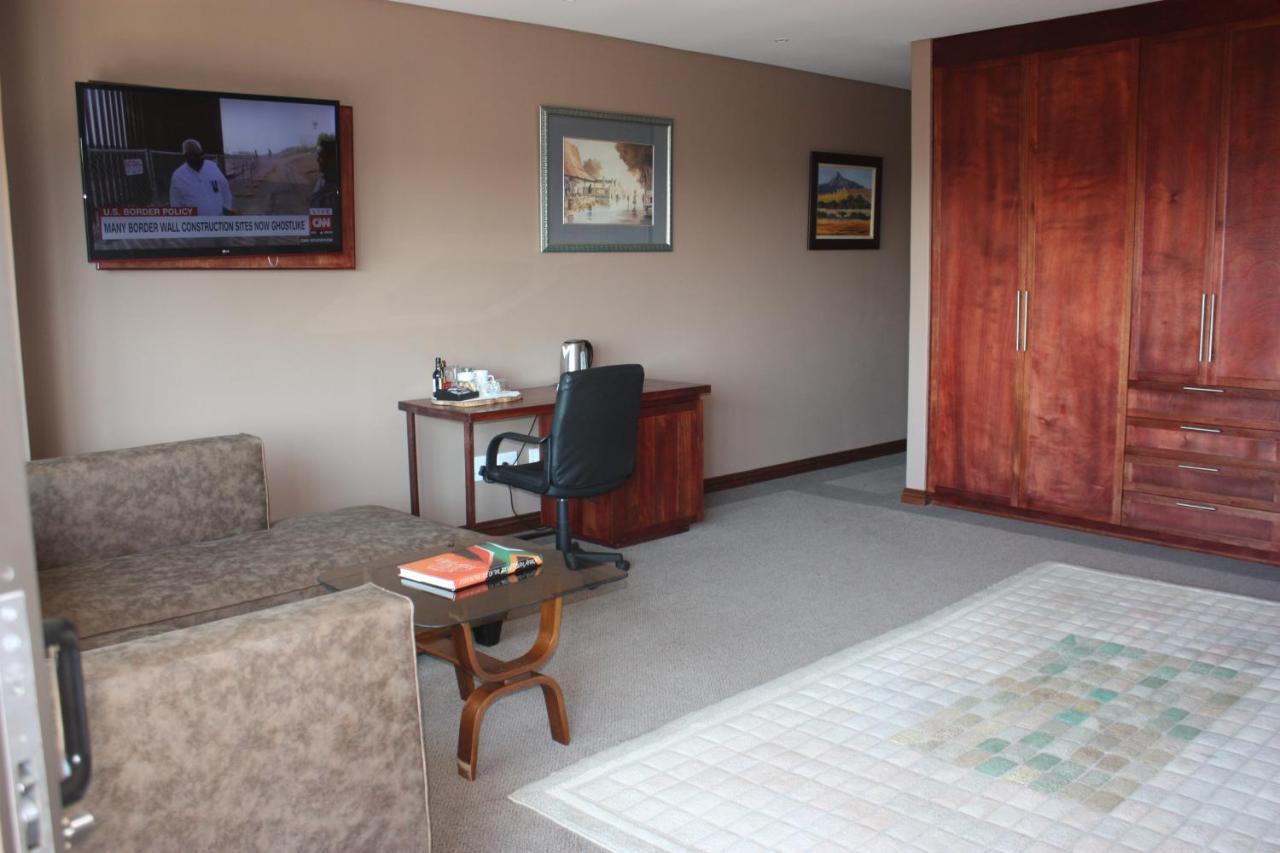 Over The Moon Guesthouse Johannesburg Luaran gambar