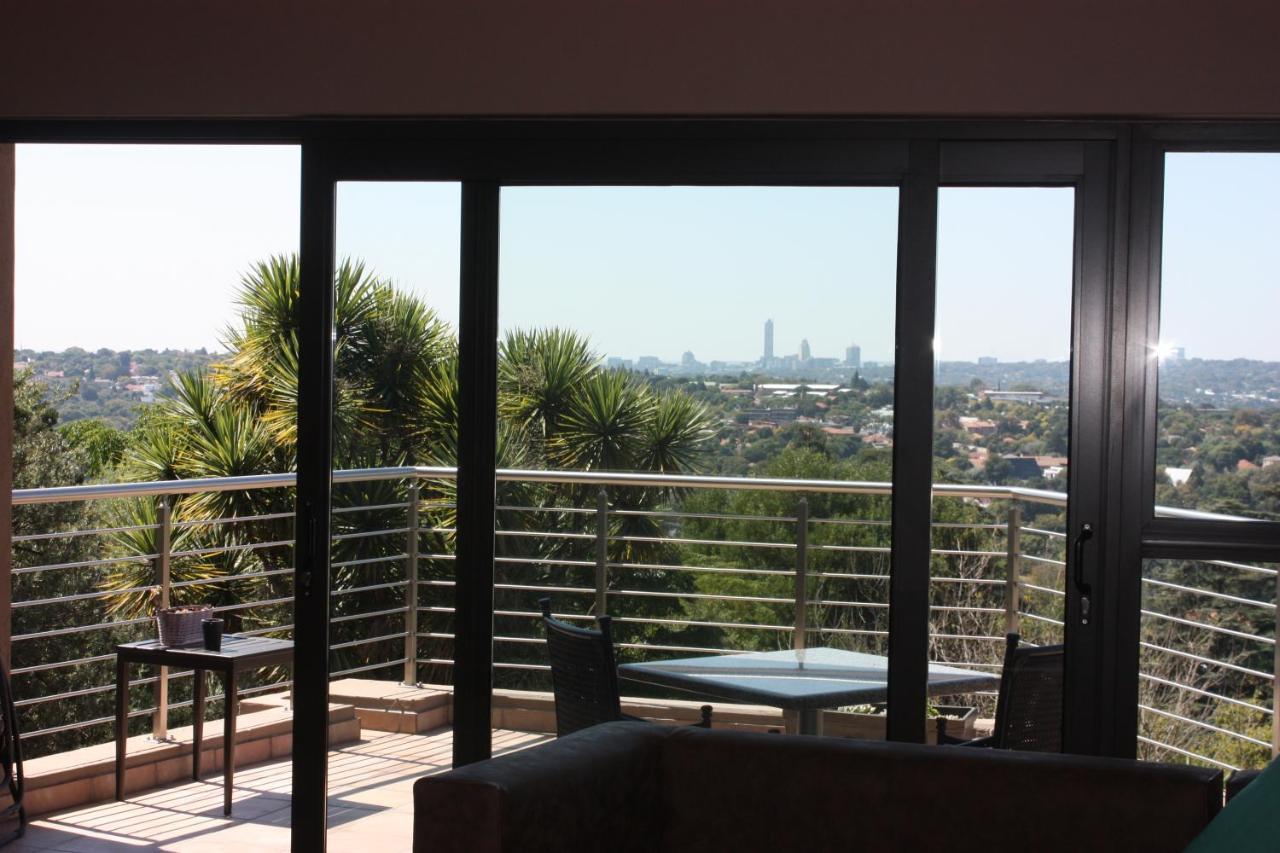 Over The Moon Guesthouse Johannesburg Luaran gambar